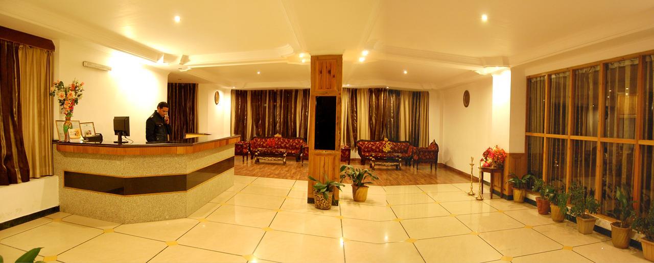 מלון מנאלי Lords Residency מראה חיצוני תמונה